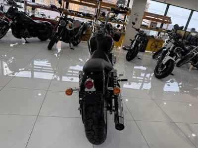 Harley-Davidson Street Bob FXDB1580 2012
