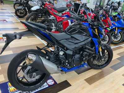 Suzuki GSX-S750 2017