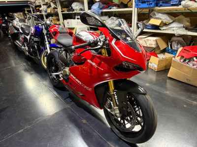 Ducati 1199 Panigale R 2014