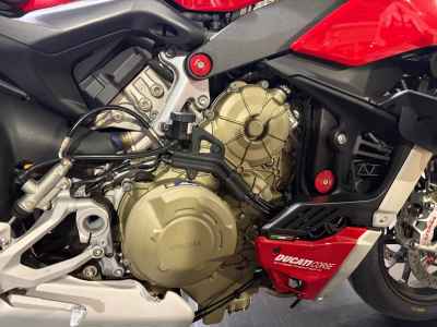 Ducati Streetfighter V4S 2021