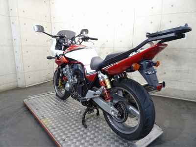 Honda CB400 Super Boldor 2008