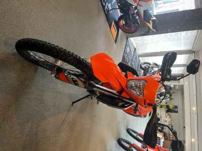 KTM 690 Enduro R 2024