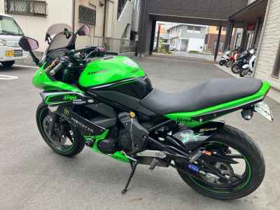 Kawasaki Ninja 400R 2012