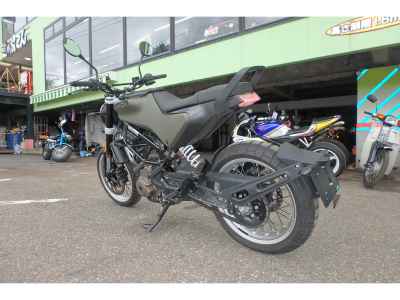 Husqvarna Svartpilen 401 2018
