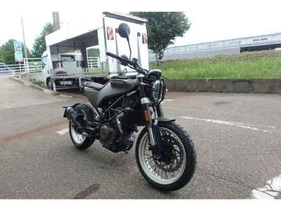 Husqvarna Svartpilen 401 2018