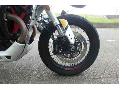 Moto Guzzi V85 TT 2019