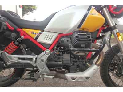 Moto Guzzi V85 TT 2019