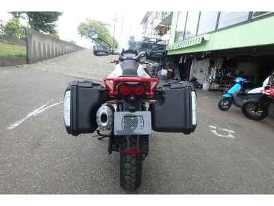Moto Guzzi V85 TT 2019