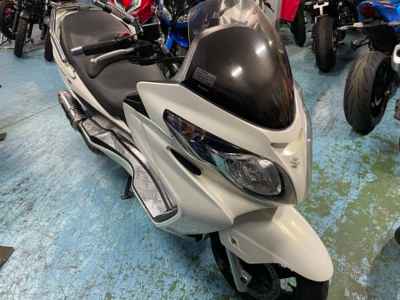 Suzuki Skywave 250S BASE