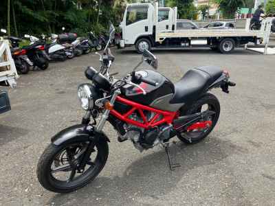 Honda VTR250 2011