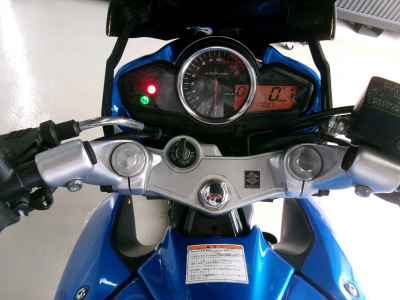 Suzuki GSR250