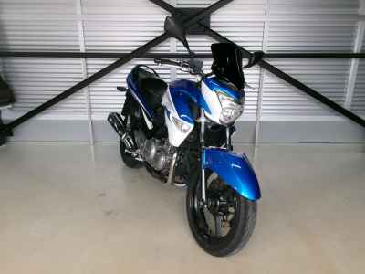 Suzuki GSR250