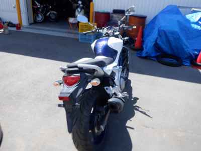 Suzuki Gladius SFV400 2010