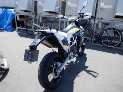 Husqvarna 701 Supermoto 2016