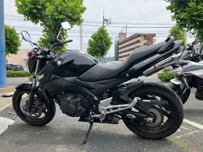 Suzuki GSR400 2018