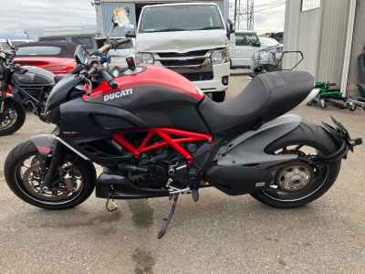 Ducati BY REBELL Carbon 2012