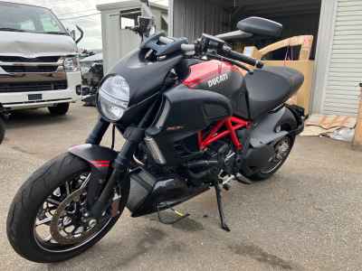 Ducati BY REBELL Carbon 2012