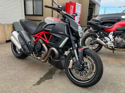 Ducati BY REBELL Carbon 2012