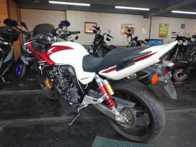 Honda CB400 Super Boldor 2014