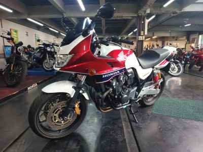 Honda CB400 Super Boldor 2014