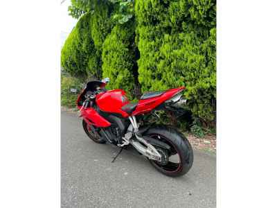 Honda CBR1000RR 2005