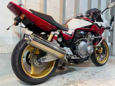 Honda CB400 Super Boldor 2009