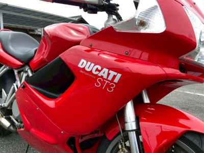 Ducati ST3 2005