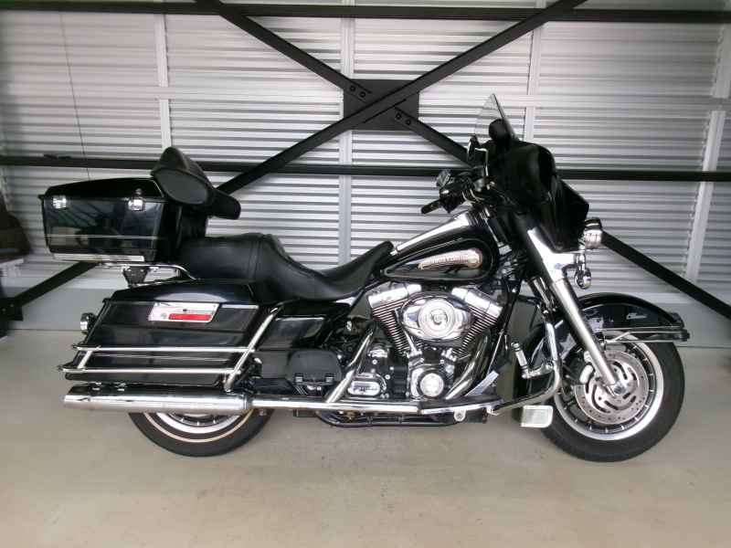 Harley-Davidson Electra Glide FLHTC1580 2006