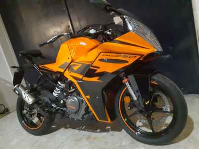 KTM RC 390 2022