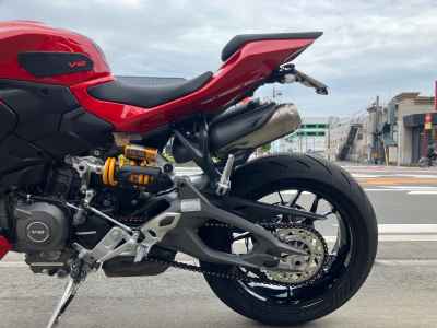 Ducati Streetfighter V2S 2025