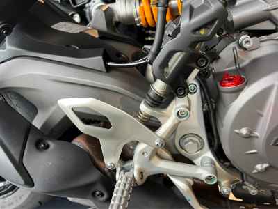 Ducati Streetfighter V2S 2025