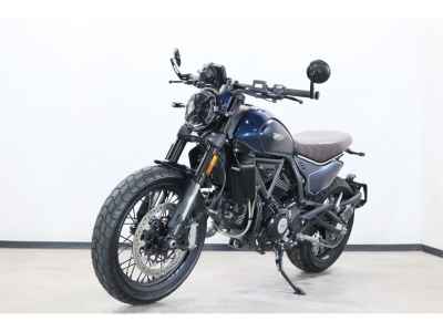 Yamaha XSR900 2023