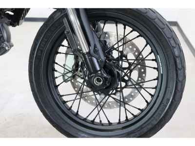 Yamaha XSR900 2023
