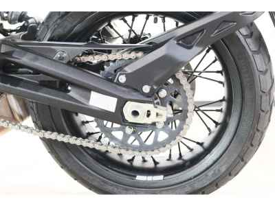 Yamaha XSR900 2023