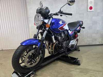 Honda CB400SF 2023