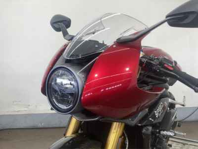 Triumph Triple 1200 RR 2022