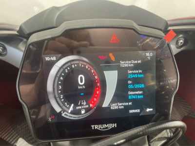 Triumph Triple 1200 RR 2022