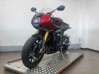 Triumph Triple 1200 RR 2022