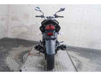 Suzuki GSR250