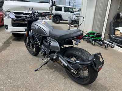 Ducati Scrambler Nightshift 2021