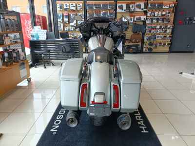 Harley-Davidson FLTRX STSE CVO 2026