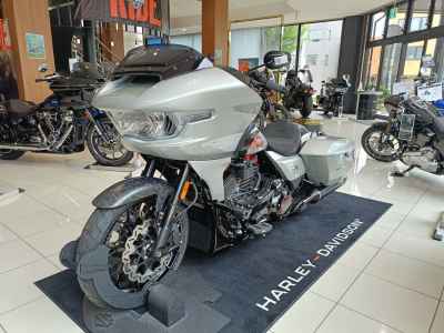 Harley-Davidson FLTRX STSE CVO 2026