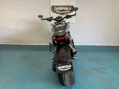Triumph Rocket 3 R 2023