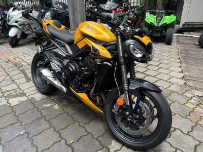 Triumph Street Triple RS 2023