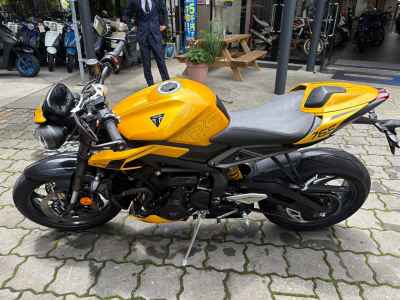 Triumph Street Triple RS 2023