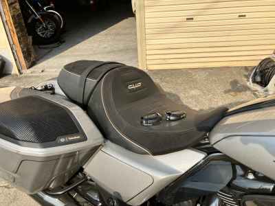 Harley-Davidson Road Glide FLTRXSE1923 CVO 2024