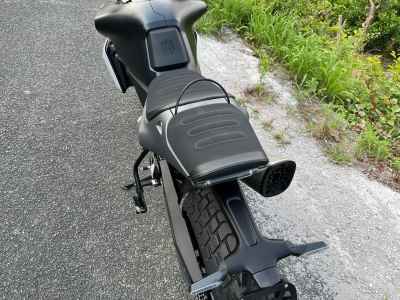 Husqvarna Svartpilen 801 2024