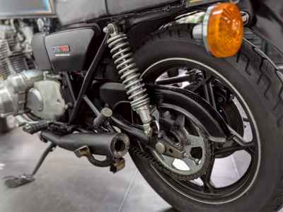 Suzuki GS750 2026