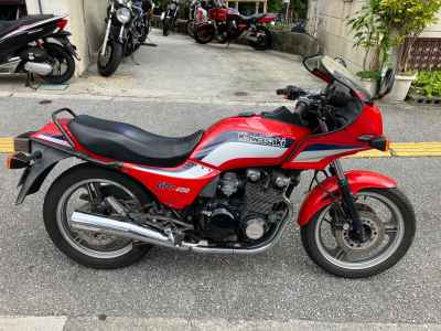 Kawasaki GPZ400F 2024