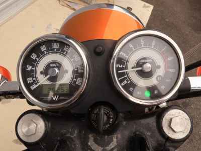 Kawasaki W800 2011